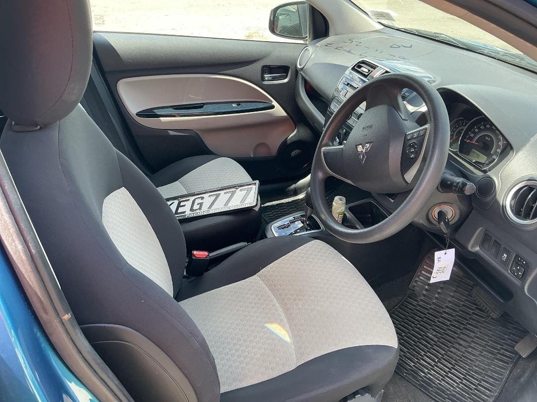 Photo '16' of Mitsubishi Mirage XLS Photo '16' of Mitsubishi Mirage XLS