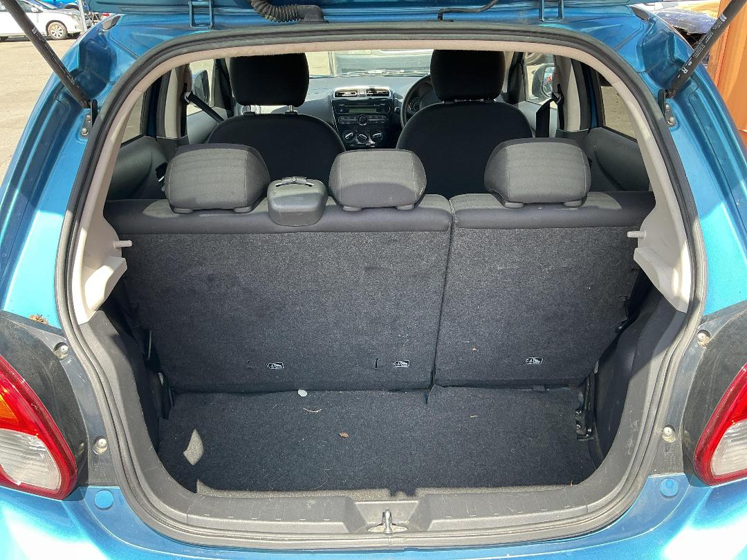 Photo '18' of Mitsubishi Mirage XLS Photo '18' of Mitsubishi Mirage XLS