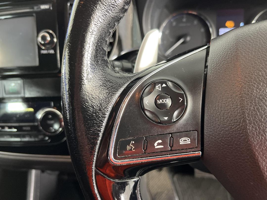 Photo '25' of Mitsubishi Outlander