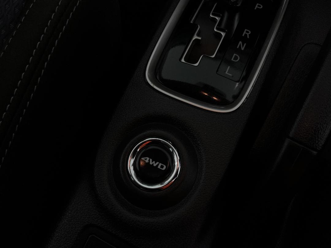 Photo '28' of Mitsubishi Outlander