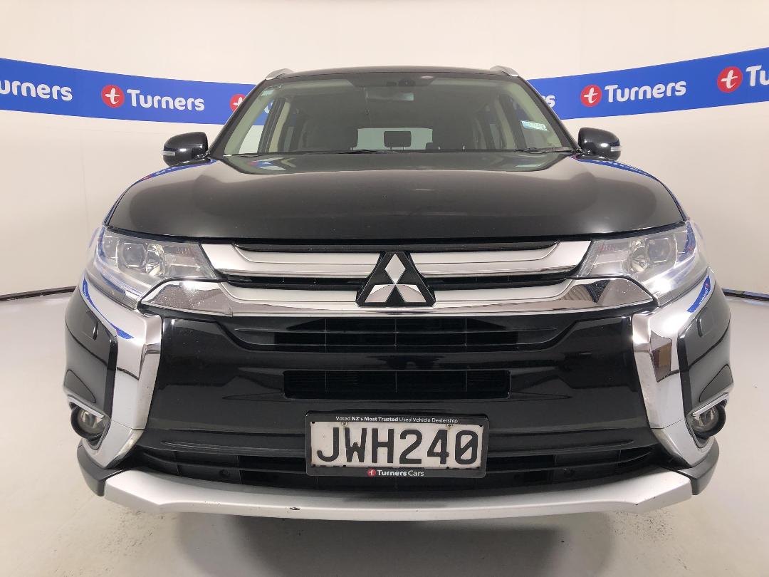 Photo '2' of Mitsubishi Outlander Photo '2' of Mitsubishi Outlander