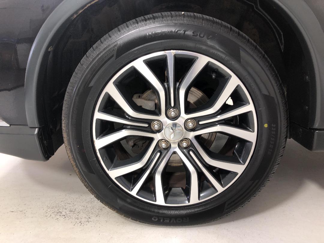 Photo '10' of Mitsubishi Outlander Photo '10' of Mitsubishi Outlander