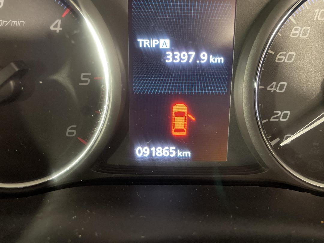 Photo '21' of Mitsubishi Outlander