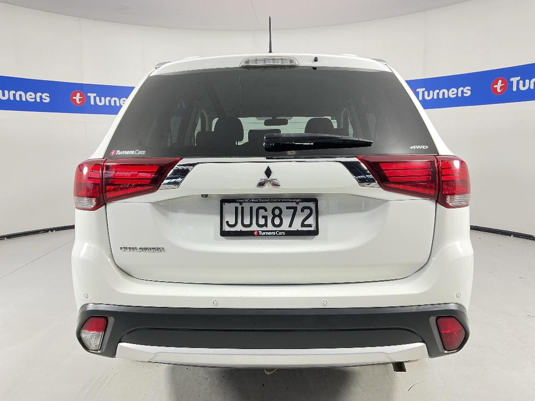 Photo '6' of Mitsubishi Outlander Photo '6' of Mitsubishi Outlander