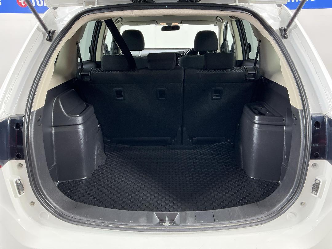 Photo '14' of Mitsubishi Outlander Photo '14' of Mitsubishi Outlander