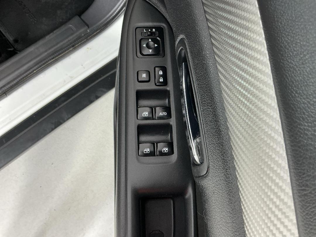 Photo '23' of Mitsubishi Outlander Photo '23' of Mitsubishi Outlander