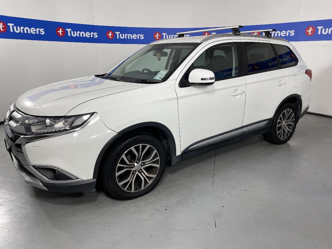 Photo '4' of Mitsubishi Outlander