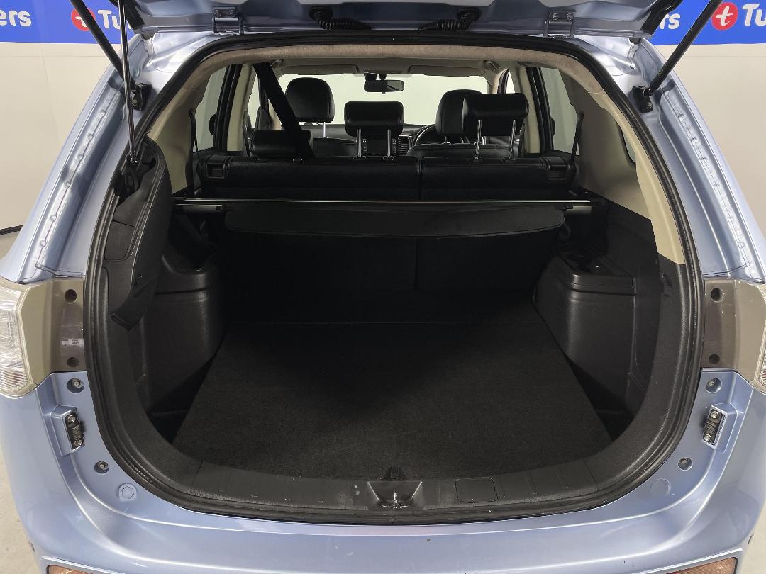 Photo '14' of Mitsubishi Outlander Photo '14' of Mitsubishi Outlander