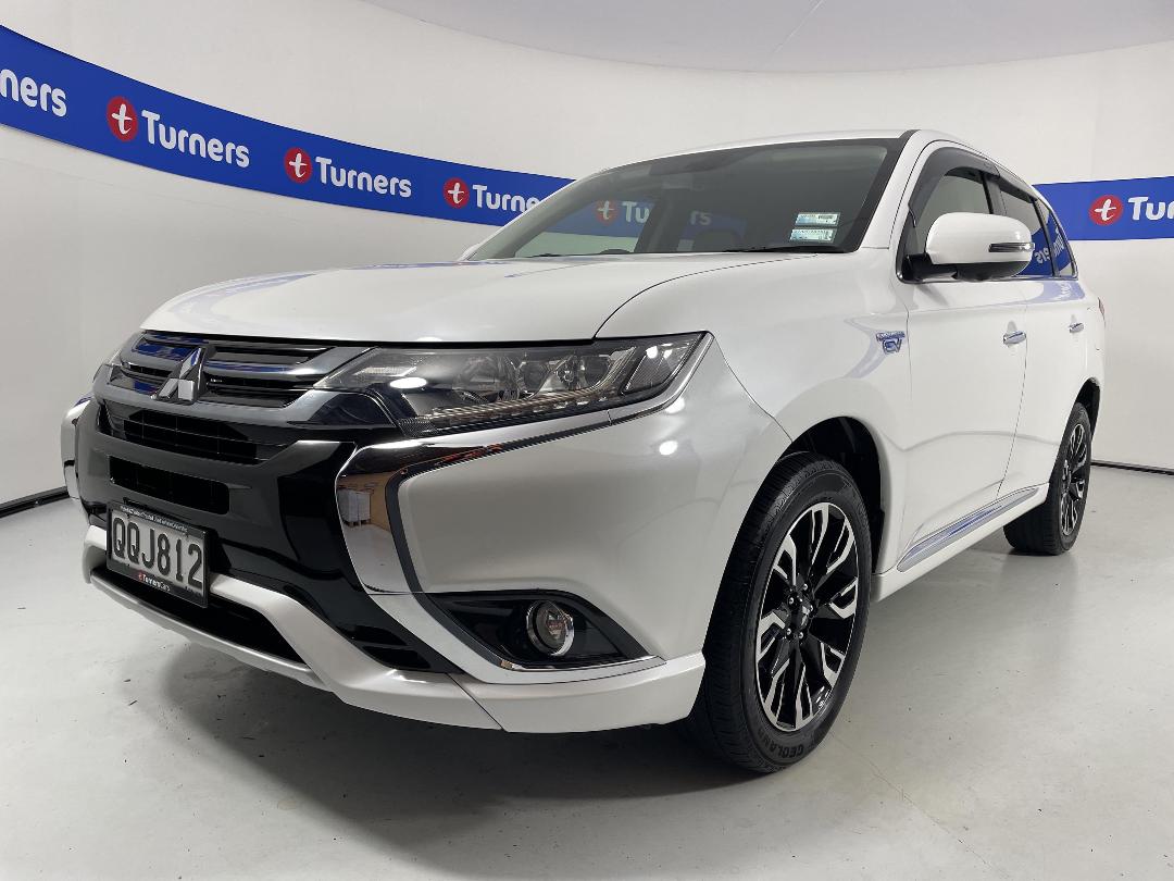 Photo '4' of Mitsubishi Outlander Photo '4' of Mitsubishi Outlander