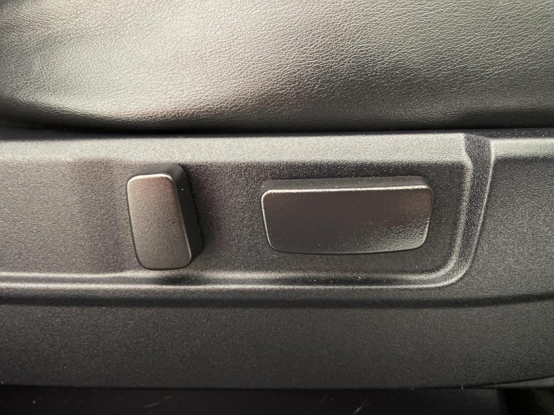 Photo '24' of Mitsubishi Outlander Photo '24' of Mitsubishi Outlander