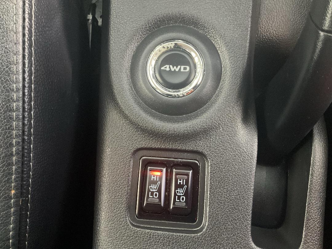 Photo '30' of Mitsubishi Outlander