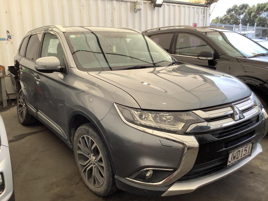 Photo '2' of Mitsubishi Outlander XLS