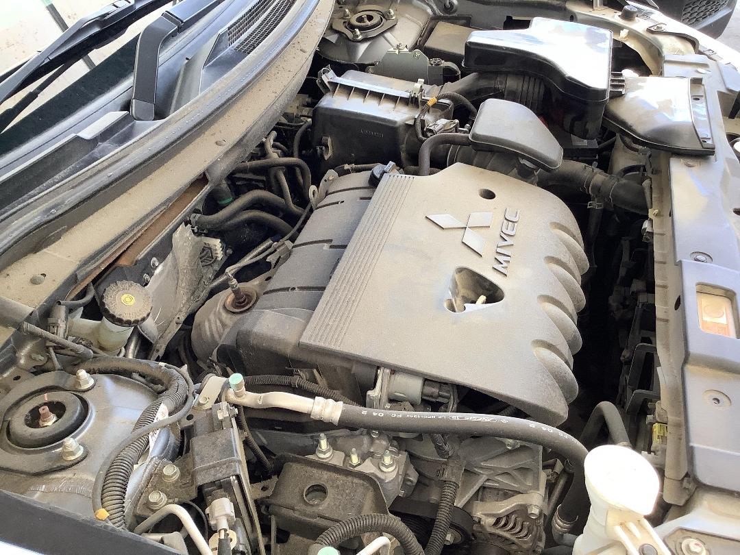 Photo '13' of Mitsubishi Outlander XLS