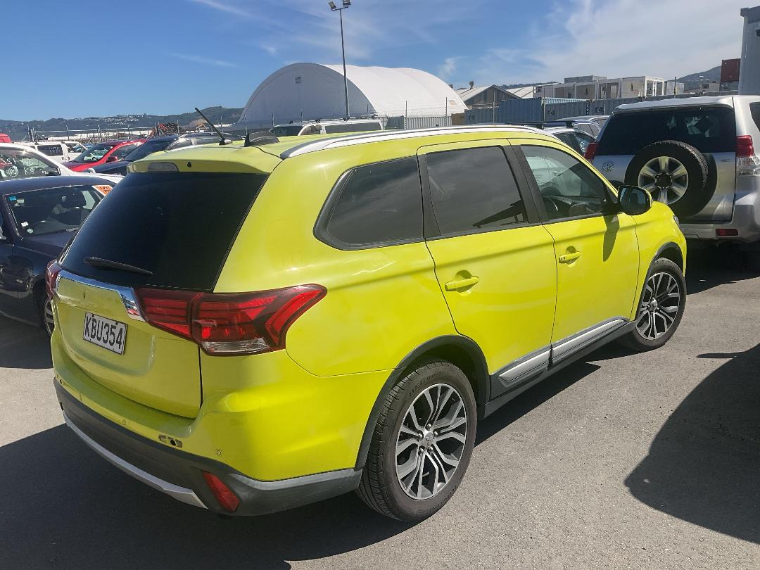 Photo '5' of Mitsubishi Outlander XLS Photo '5' of Mitsubishi Outlander XLS