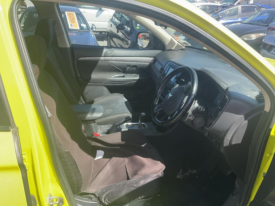 Photo '9' of Mitsubishi Outlander XLS Photo '9' of Mitsubishi Outlander XLS