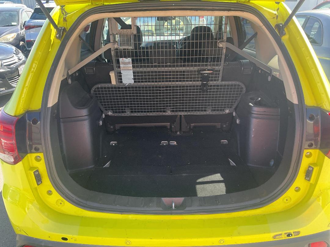 Photo '11' of Mitsubishi Outlander XLS Photo '11' of Mitsubishi Outlander XLS