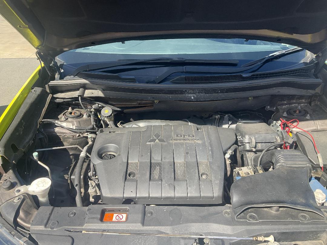 Photo '14' of Mitsubishi Outlander XLS Photo '14' of Mitsubishi Outlander XLS