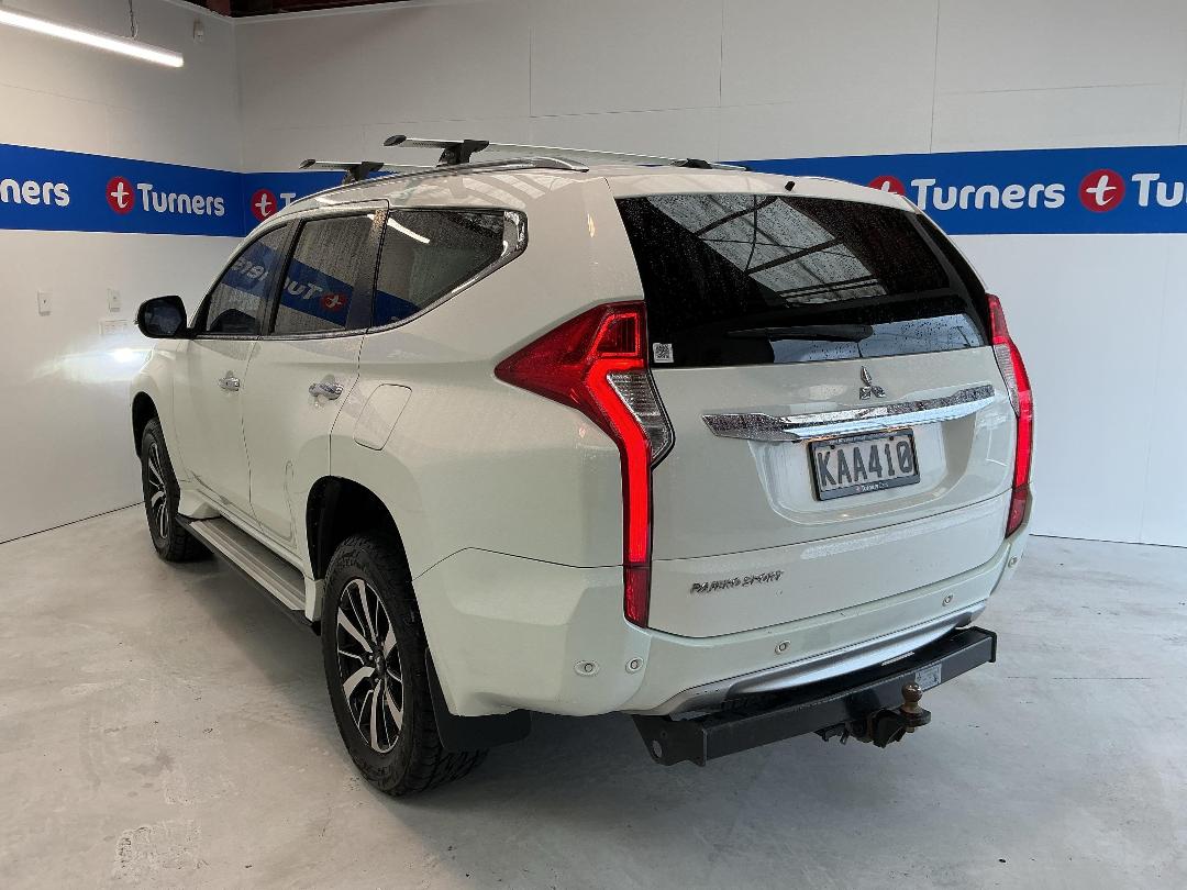 Photo '5' of Mitsubishi Pajero Sport