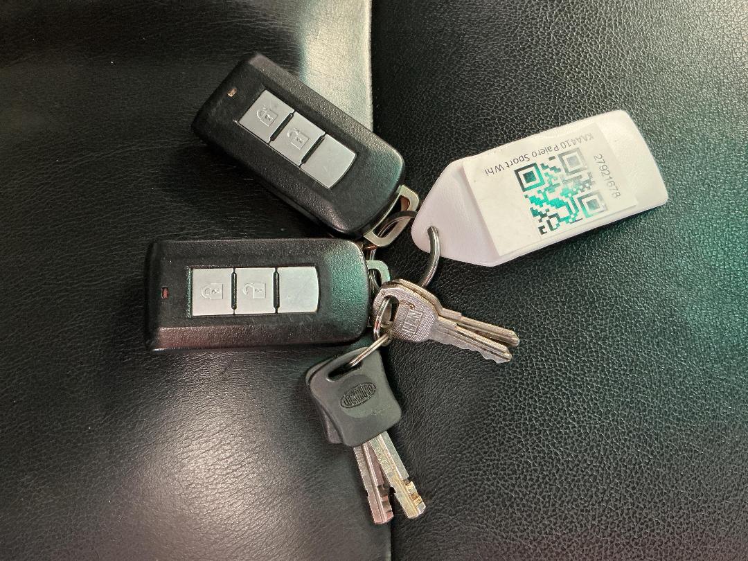 Photo '22' of Mitsubishi Pajero Sport