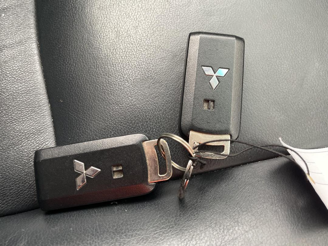 Photo '22' of Mitsubishi Pajero Sport