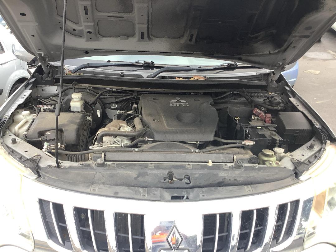 Photo '10' of Mitsubishi Triton D/CAB Glxr Photo '10' of Mitsubishi Triton D/CAB Glxr