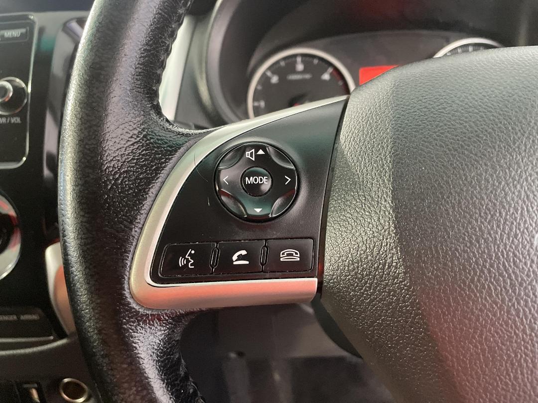 Photo '26' of Mitsubishi Triton