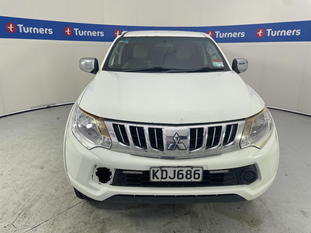 Photo '2' of Mitsubishi Triton Photo '2' of Mitsubishi Triton