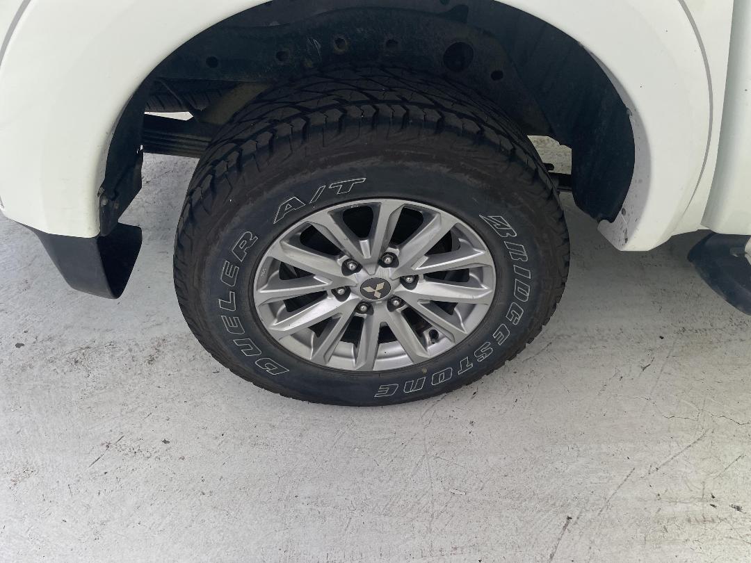 Photo '12' of Mitsubishi Triton Photo '12' of Mitsubishi Triton