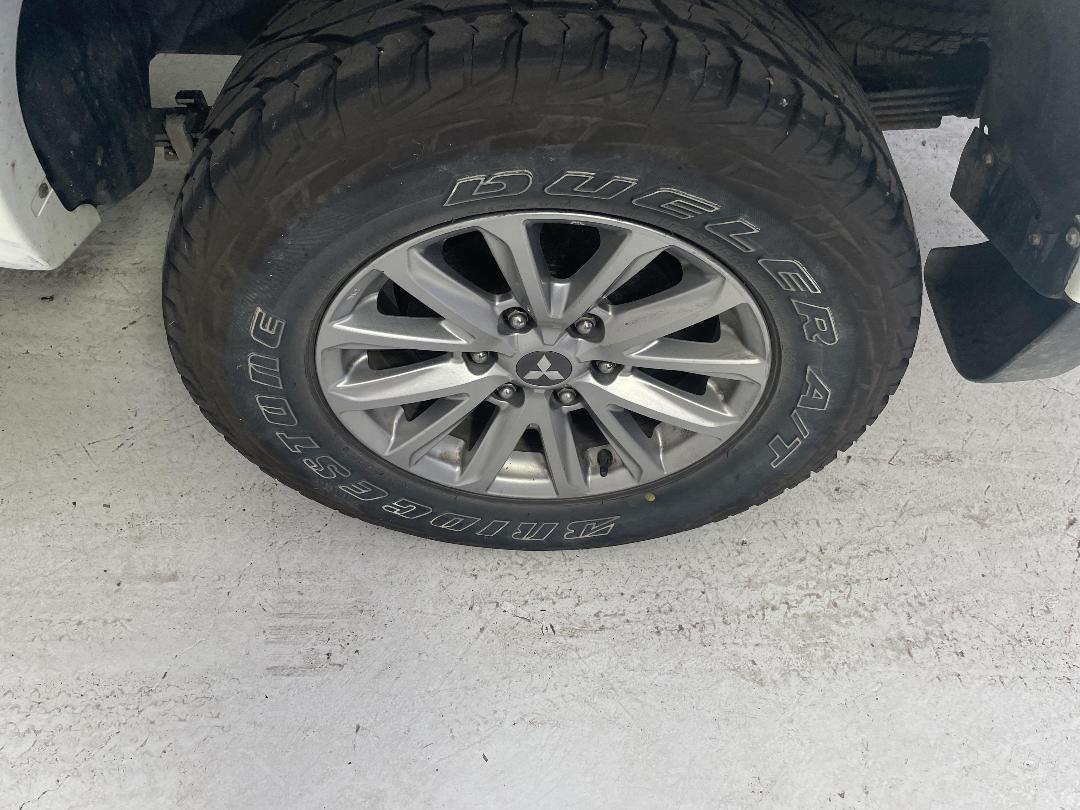 Photo '11' of Mitsubishi Triton Photo '11' of Mitsubishi Triton