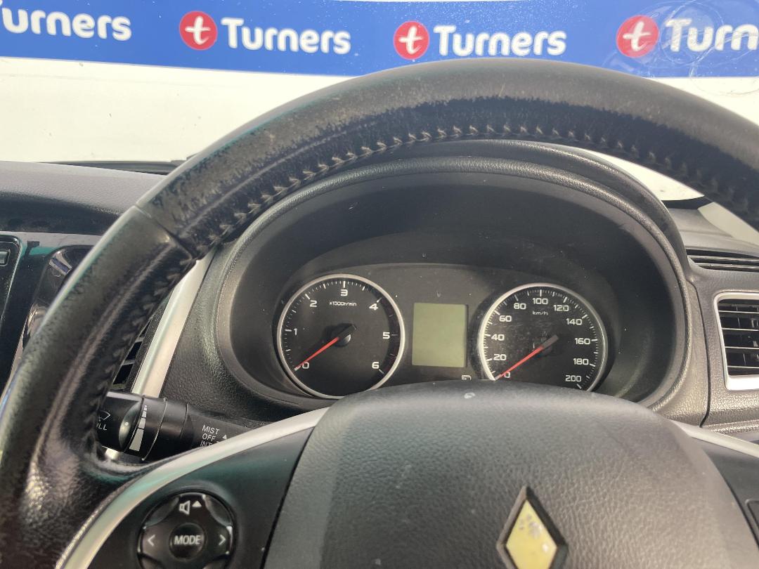 Photo '17' of Mitsubishi Triton Photo '17' of Mitsubishi Triton