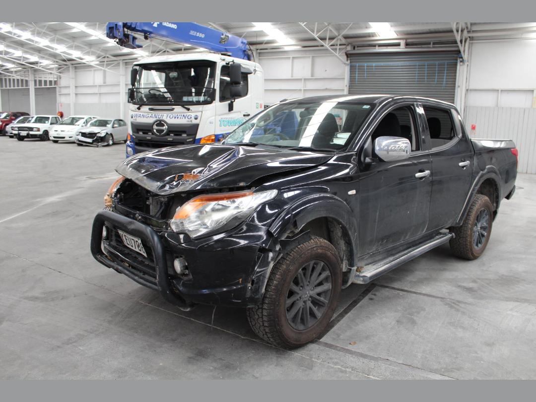 Photo '5' of Mitsubishi Triton D/CAB Glxr Photo '5' of Mitsubishi Triton D/CAB Glxr