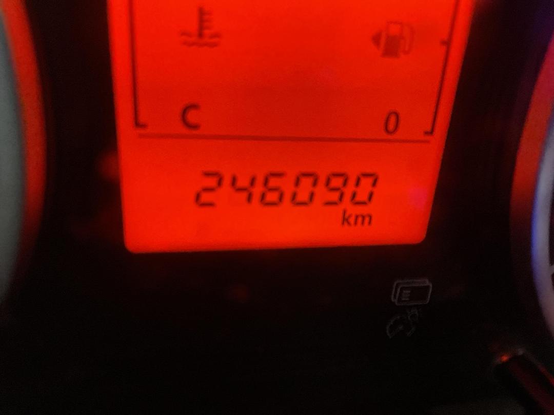 Photo '7' of Mitsubishi Triton D/CAB GLX Photo '7' of Mitsubishi Triton D/CAB GLX