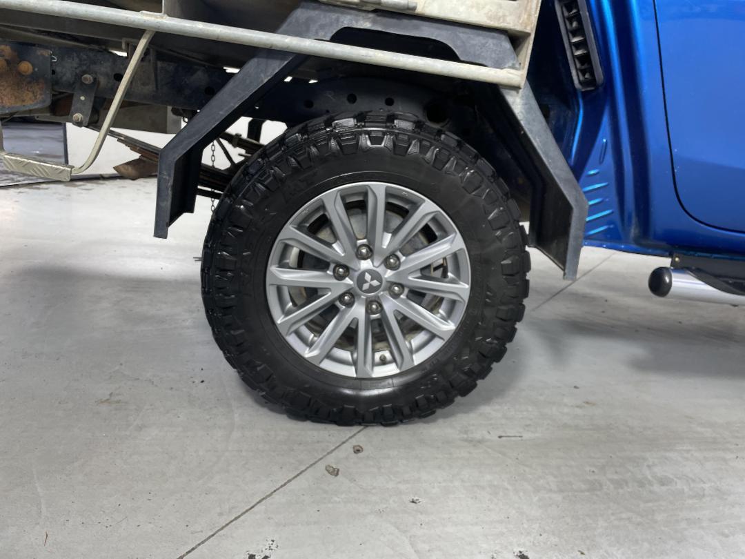 Photo '12' of Mitsubishi Triton Photo '12' of Mitsubishi Triton