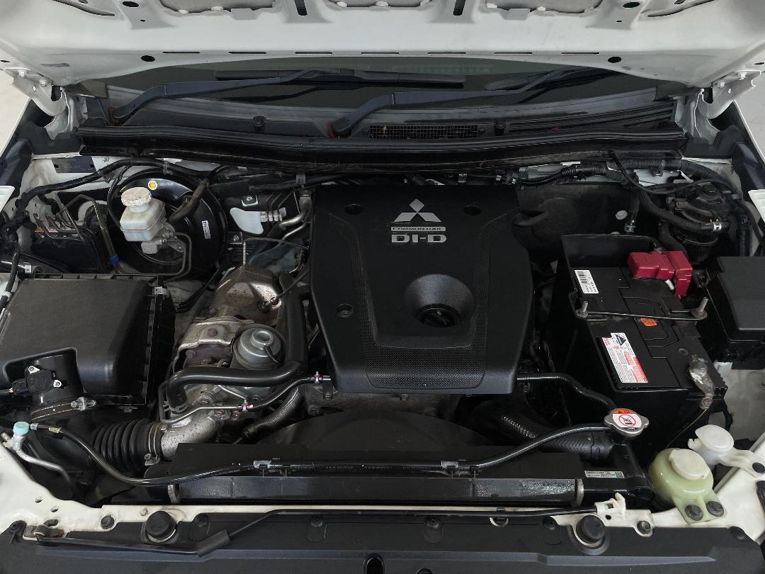 Photo '13' of Mitsubishi Triton Photo '13' of Mitsubishi Triton