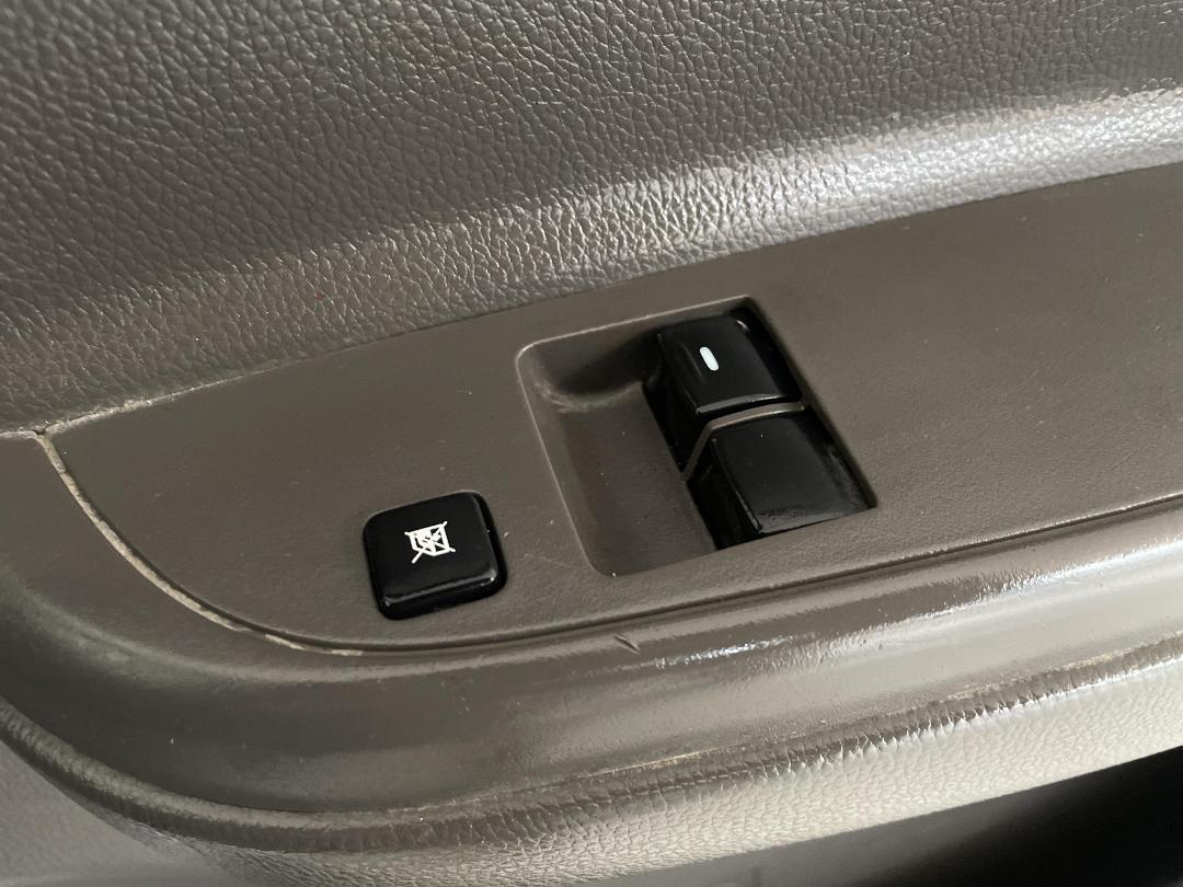 Photo '21' of Mitsubishi Triton Photo '21' of Mitsubishi Triton