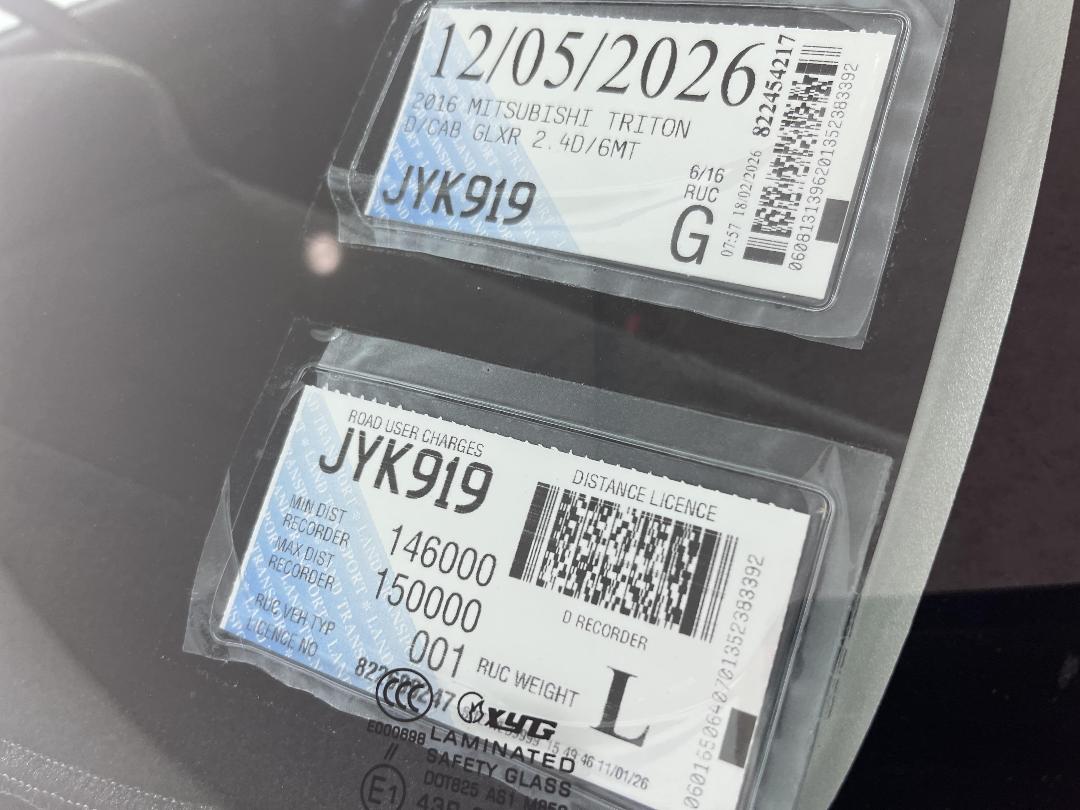 Photo '24' of Mitsubishi Triton
