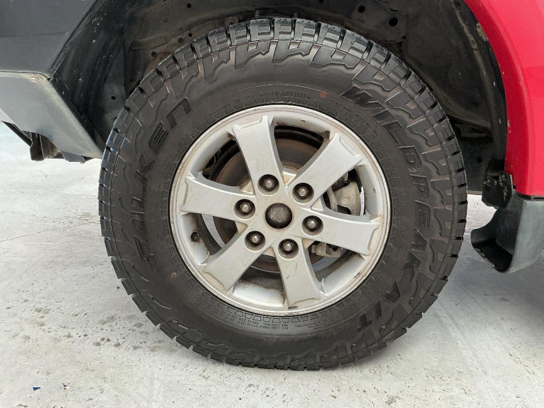 Photo '10' of Mitsubishi Triton