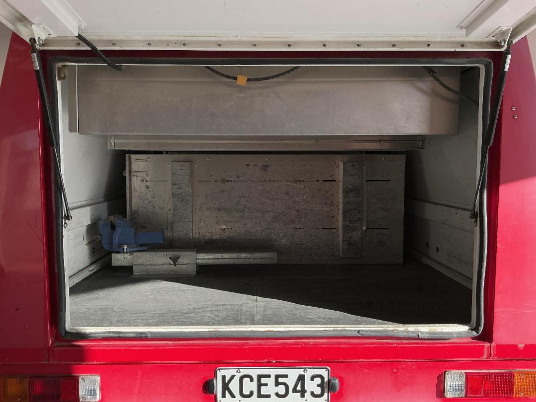 Photo '14' of Mitsubishi Triton