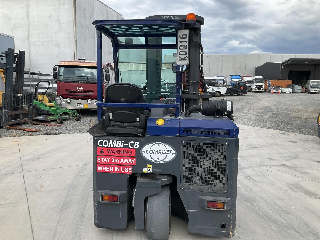 Photo '5' of Mobile Machine Combilift C3000CB Forklift Photo '5' of Mobile Machine Combilift C3000CB Forklift