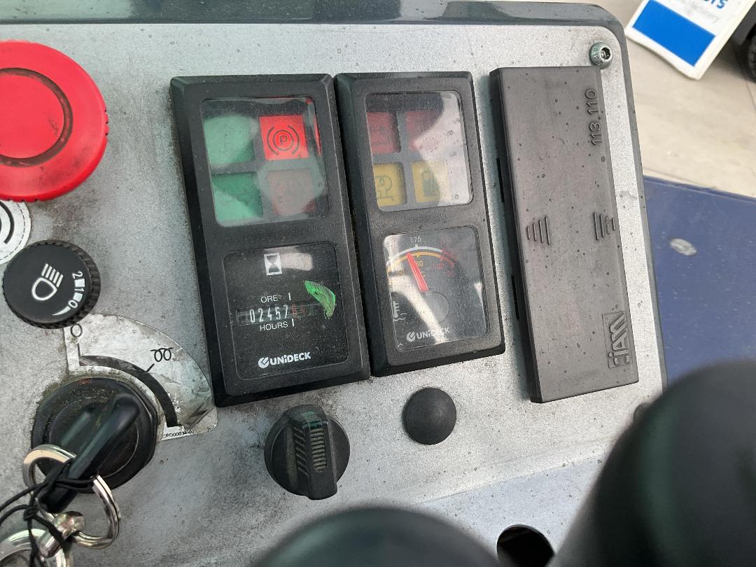 Photo '9' of Mobile Machine Combilift C3000CB Forklift Photo '9' of Mobile Machine Combilift C3000CB Forklift