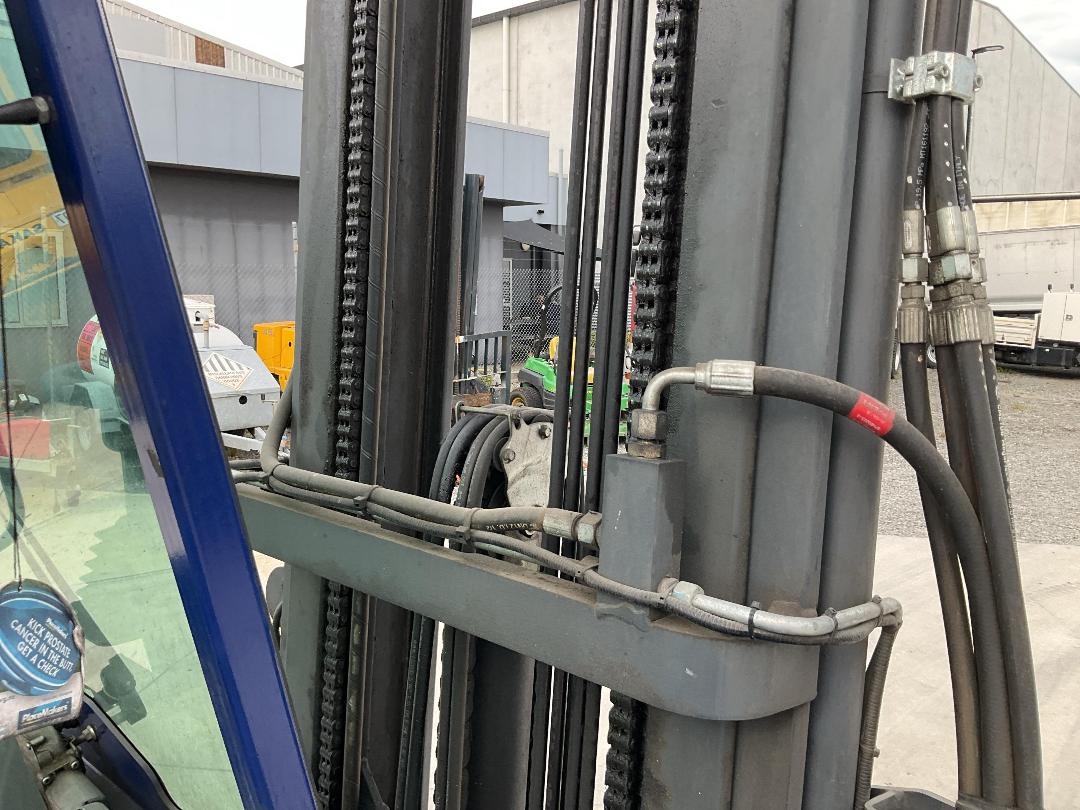 Photo '25' of Mobile Machine Combilift C3000CB Forklift Photo '25' of Mobile Machine Combilift C3000CB Forklift