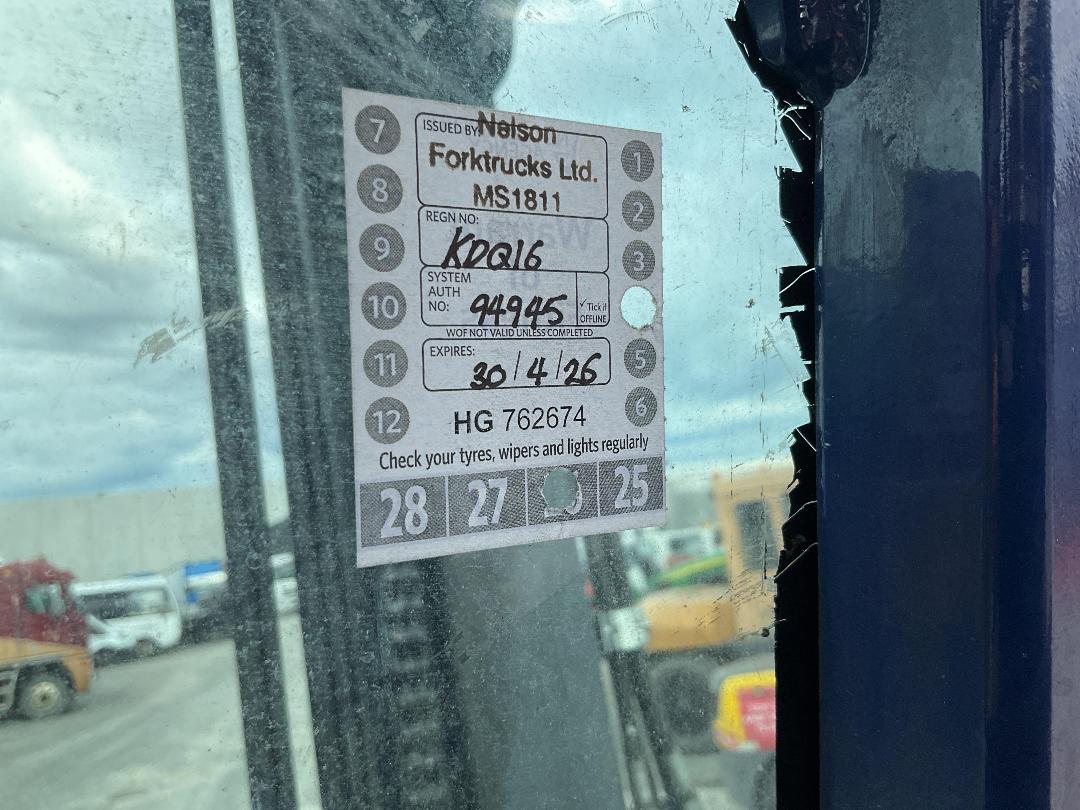 Photo '23' of Mobile Machine Combilift C3000CB Forklift Photo '23' of Mobile Machine Combilift C3000CB Forklift