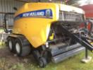 Thumbnail '1' of New Holland Roll Baler 135 ULTRA Baler Thumbnail '1' of New Holland Roll Baler 135 ULTRA Baler