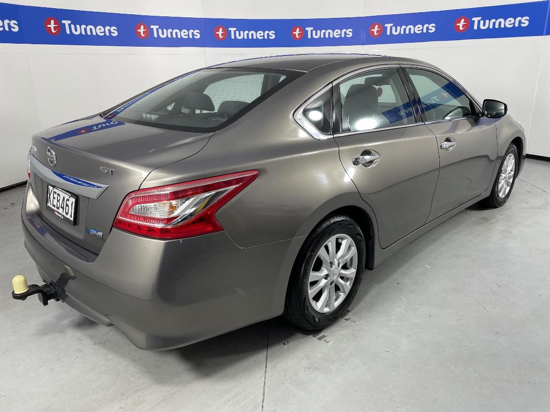 Photo '7' of Nissan Altima Photo '7' of Nissan Altima