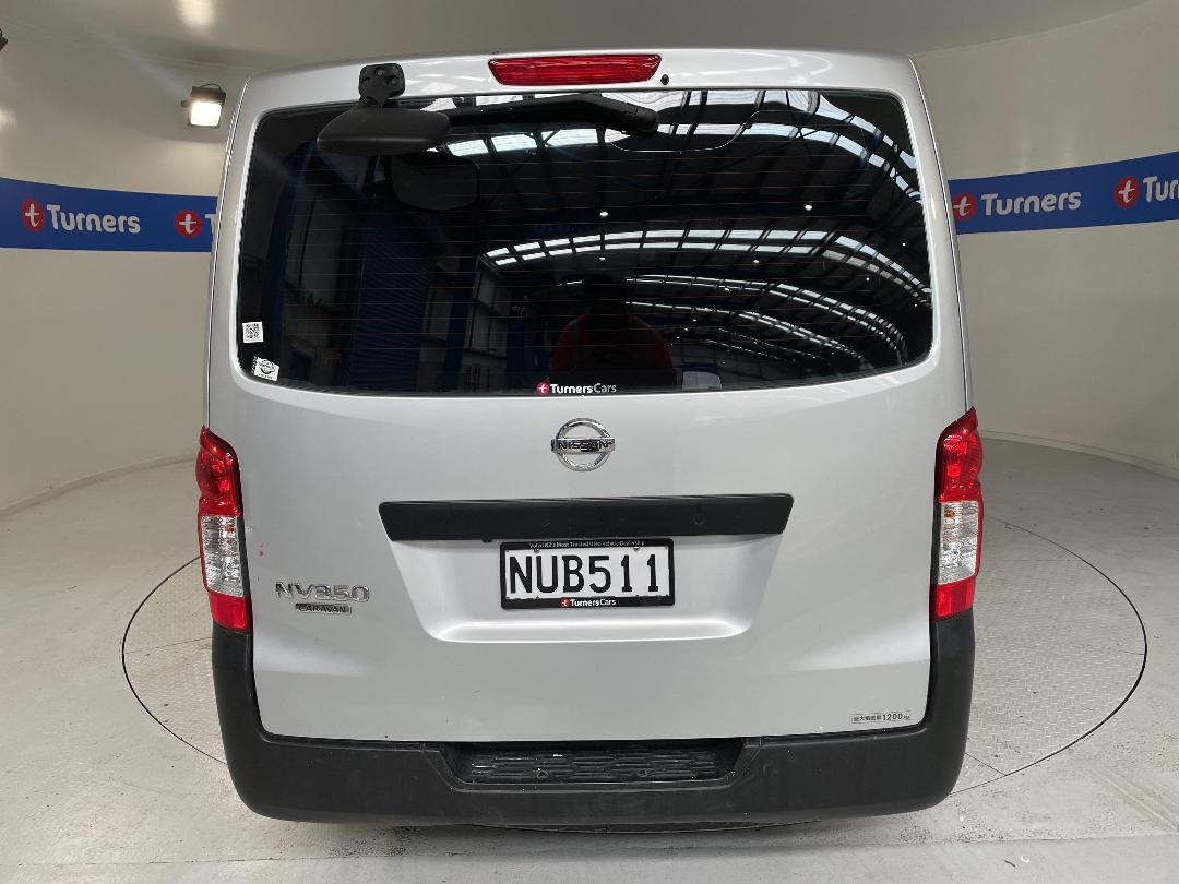 Photo '6' of Nissan Caravan