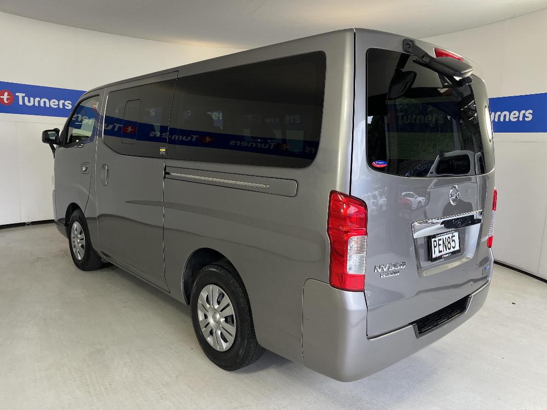 Photo '5' of Nissan Caravan