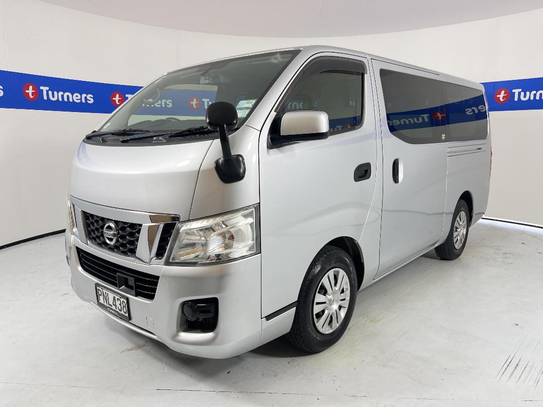 Photo '4' of Nissan Caravan