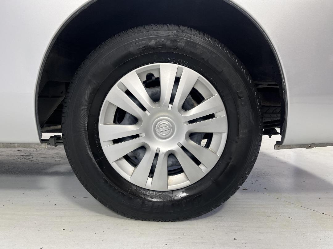 Photo '11' of Nissan Caravan