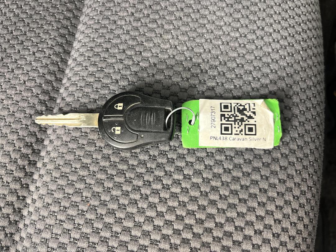 Photo '19' of Nissan Caravan