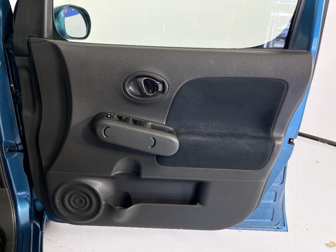 Photo '15' of Nissan Cube